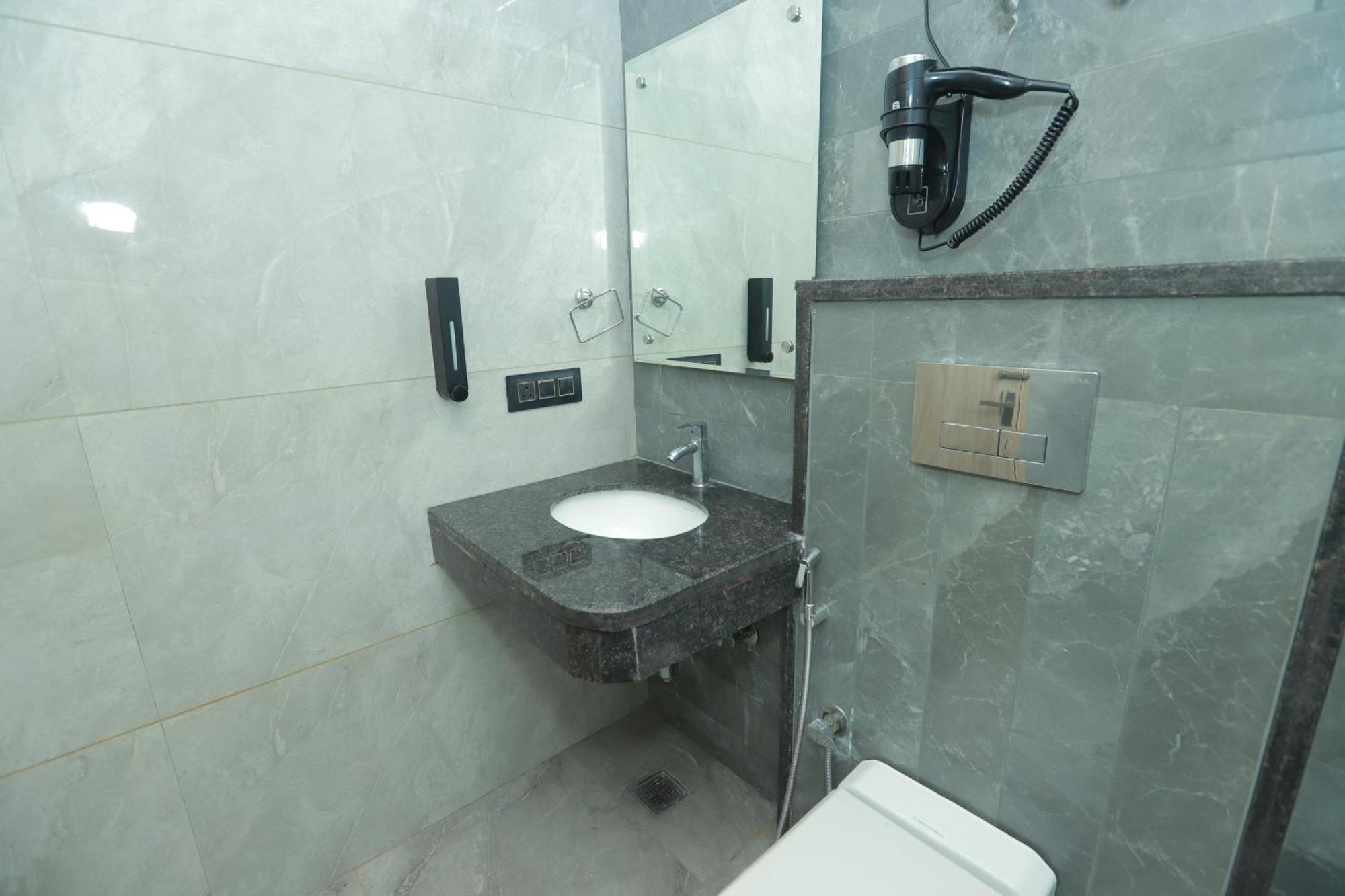 Zed - Delhi International Airport Bed & Breakfast New Delhi